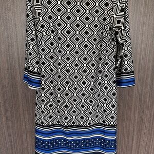 Women’s geometric dress